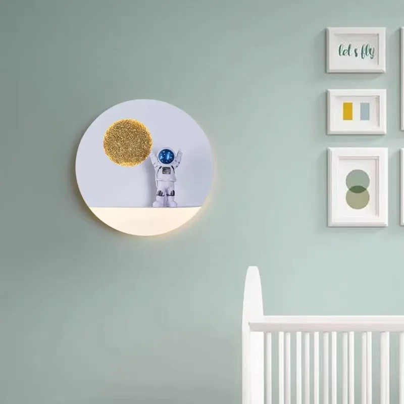New Wall Lamp LED Astronaut Creative Cartoon Boys and Girls Children\'s Living Room Bedroom Sconce Spaceman Bedside Decor Light