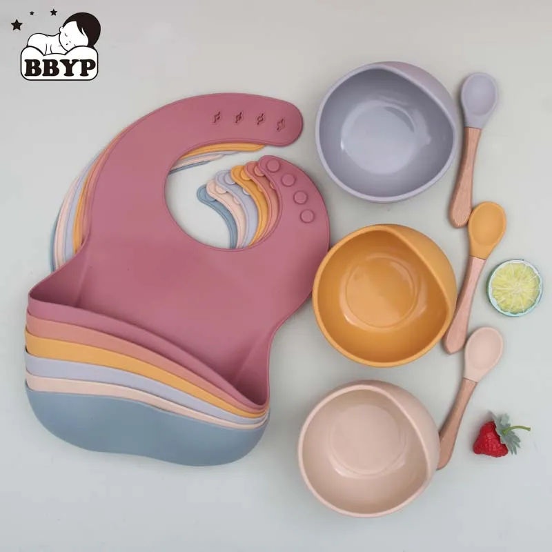 4Pcs/Set Food Grade Baby Feeding Set with Spoon, fork,Silicone Suction Bowls and bib BPA Free - First Stage Self Feed