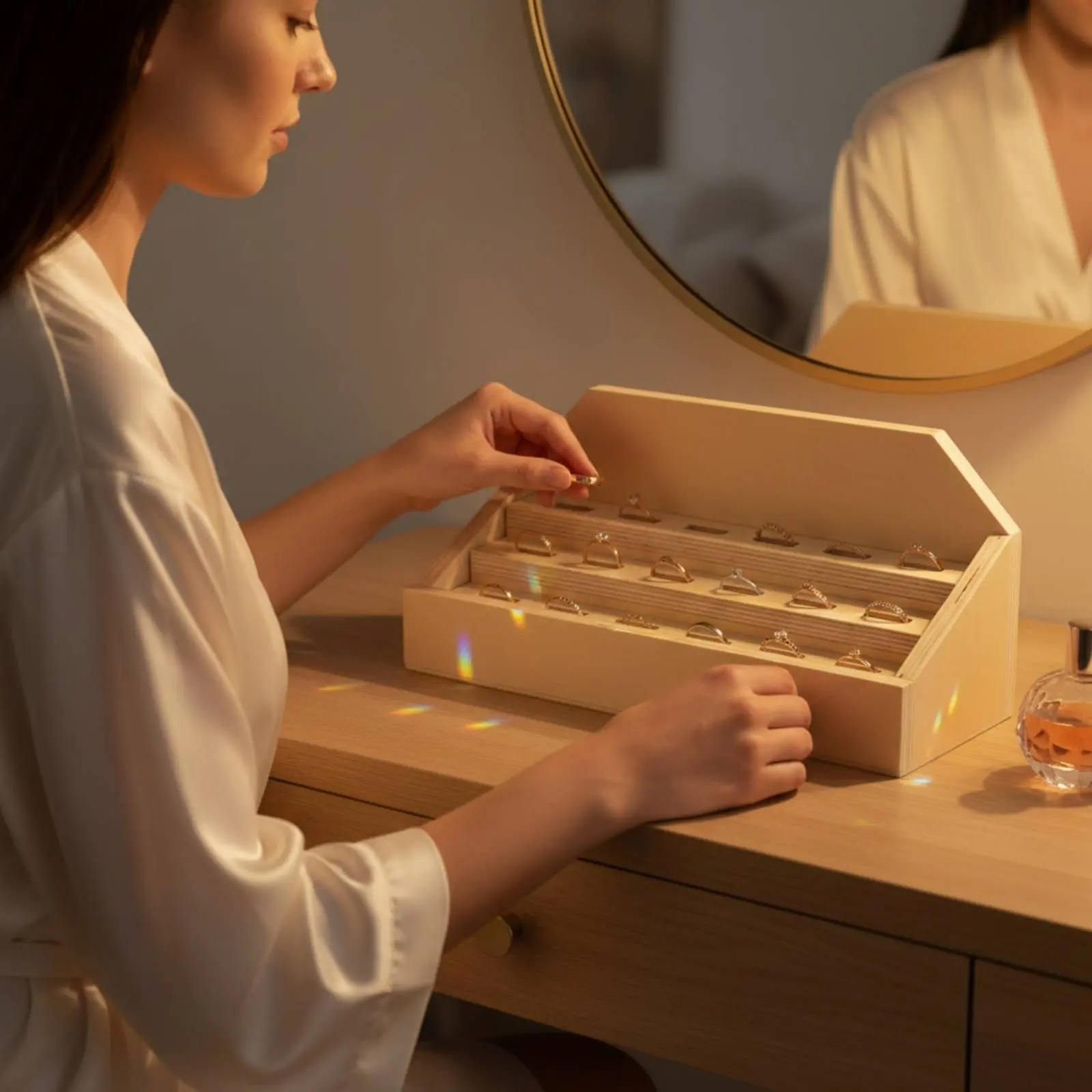 

Wooden Tiered Band Stand Korean Design Wooden Band Organizer Stepped Jewelry Display Rack Natural Wood Household Storage