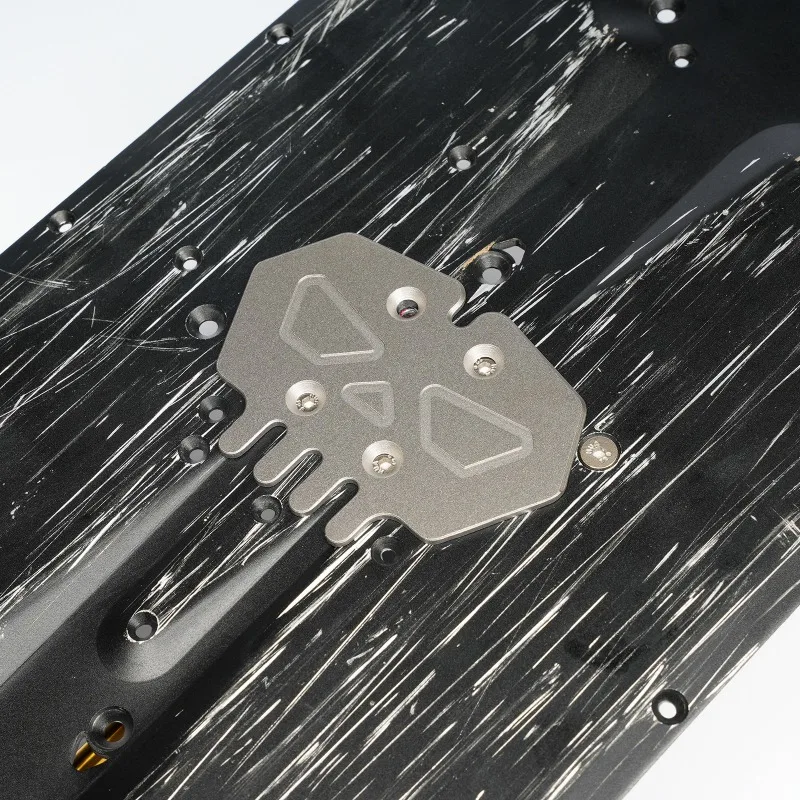 TC4 Titanium Center Differential Skid Plate for ARRMA 6S BLX RC Cars Chassis Guard Upgrade Accessory