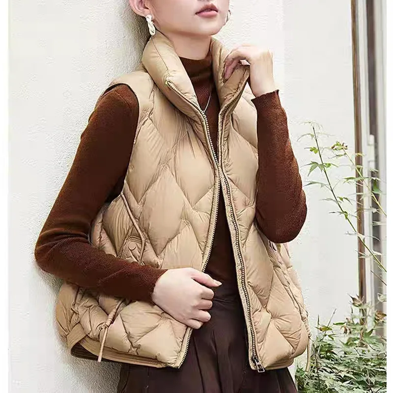 女性ホワイトダックダウンベスト冬軽量アヒルの羽チョッキファッショナブルなノースリーブジャケット女性アウター VT-356