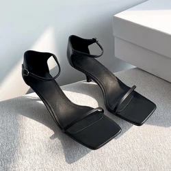 2024 Summer New Sandals Women Retro Square Toe Thin High Heels Shoes Women Buckle Kitten Heel Party Sandalias de las mujeres