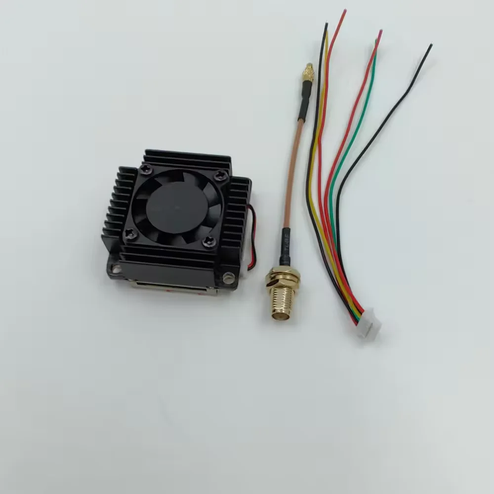 

Дрон FPV VTX с фильтром Передача видео 5,8G 3 Вт, оснащен антенной 15 см и соединительным кабелем для передачи данных Антенна «Свинья хвоста»