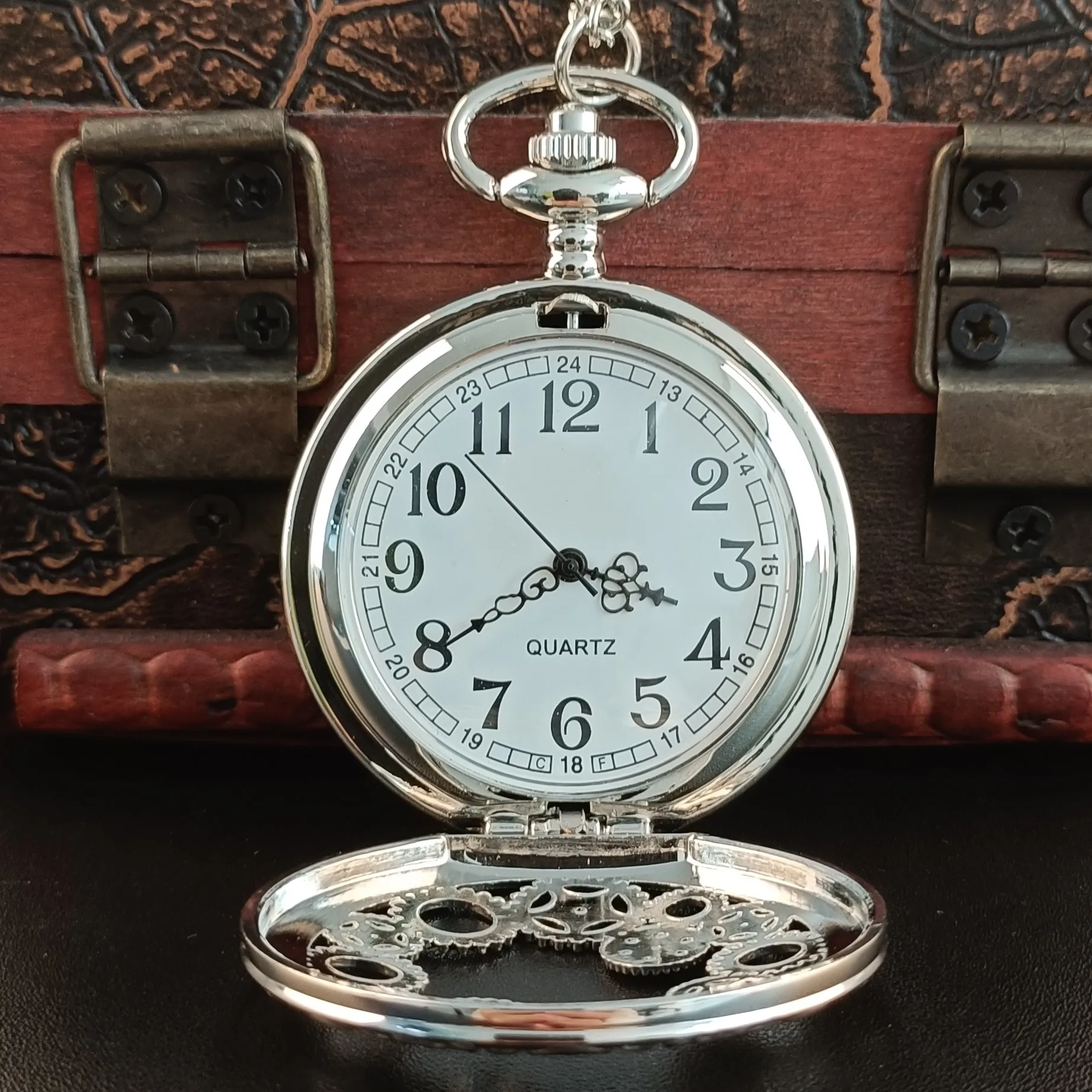 ساعة جيب كوارتز مجوفة للنساء والرجال قلادة عتيقة مع سلسلة ساعات فوب Reloj De Bolsillo #2