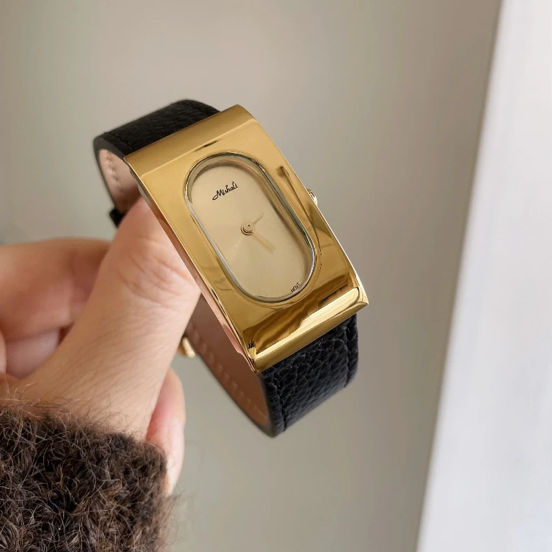 New luxury women's watch female personality rectangular simplicity high sense medieval small fragrance watch retro quartz watch