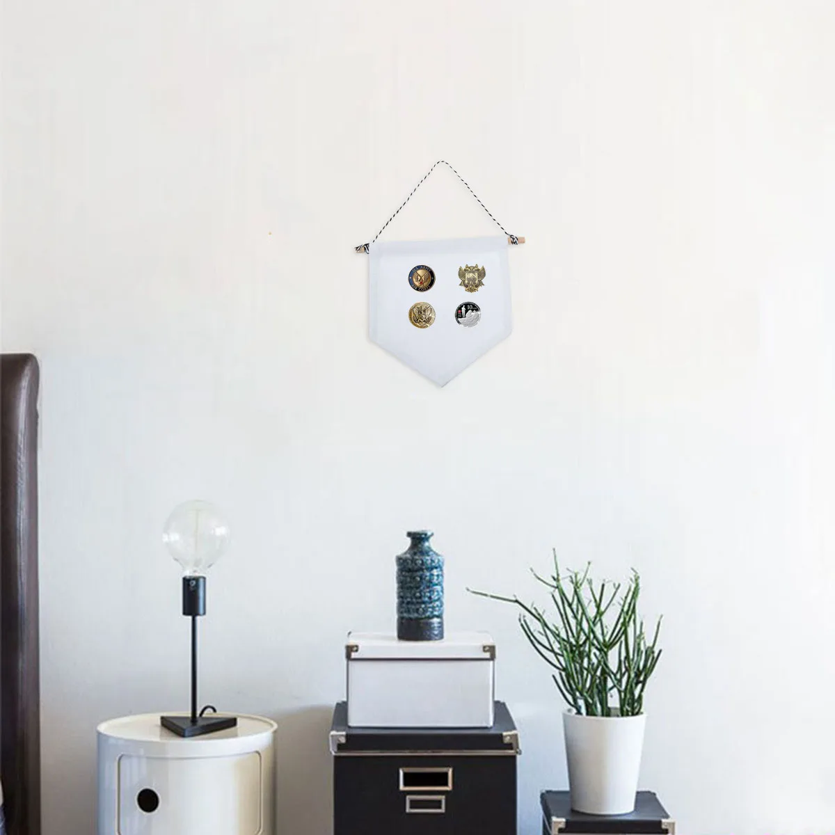 

Pin Display Pennant Banner Plain Blank Canvas Natural Cotton Wall Hanging for Enamel Lapel Pin Badge Collector Display