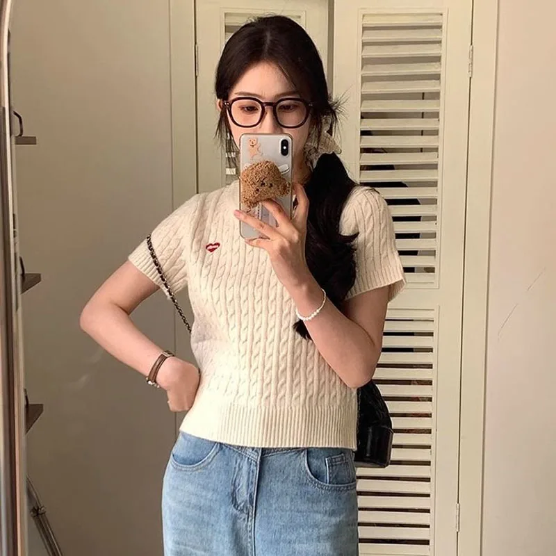 Summer Lady Thin Style Solid Color Round Neck Korean Knitting Top Korean Striped Comfortable Casual Fashion Sweet Short T-shirt