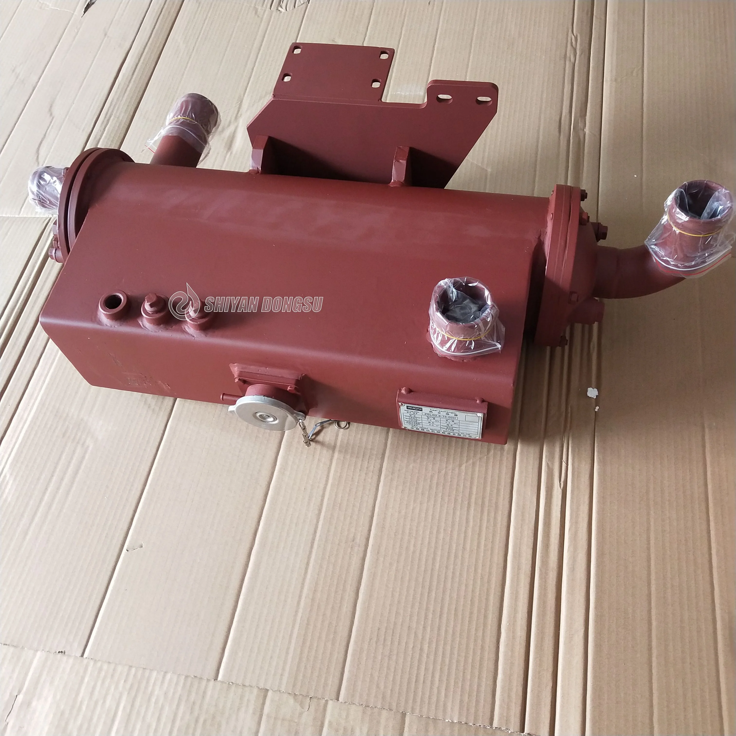 Original 6CT Marine Engine Water Heat Exchanger Zslg2.8-16-00h