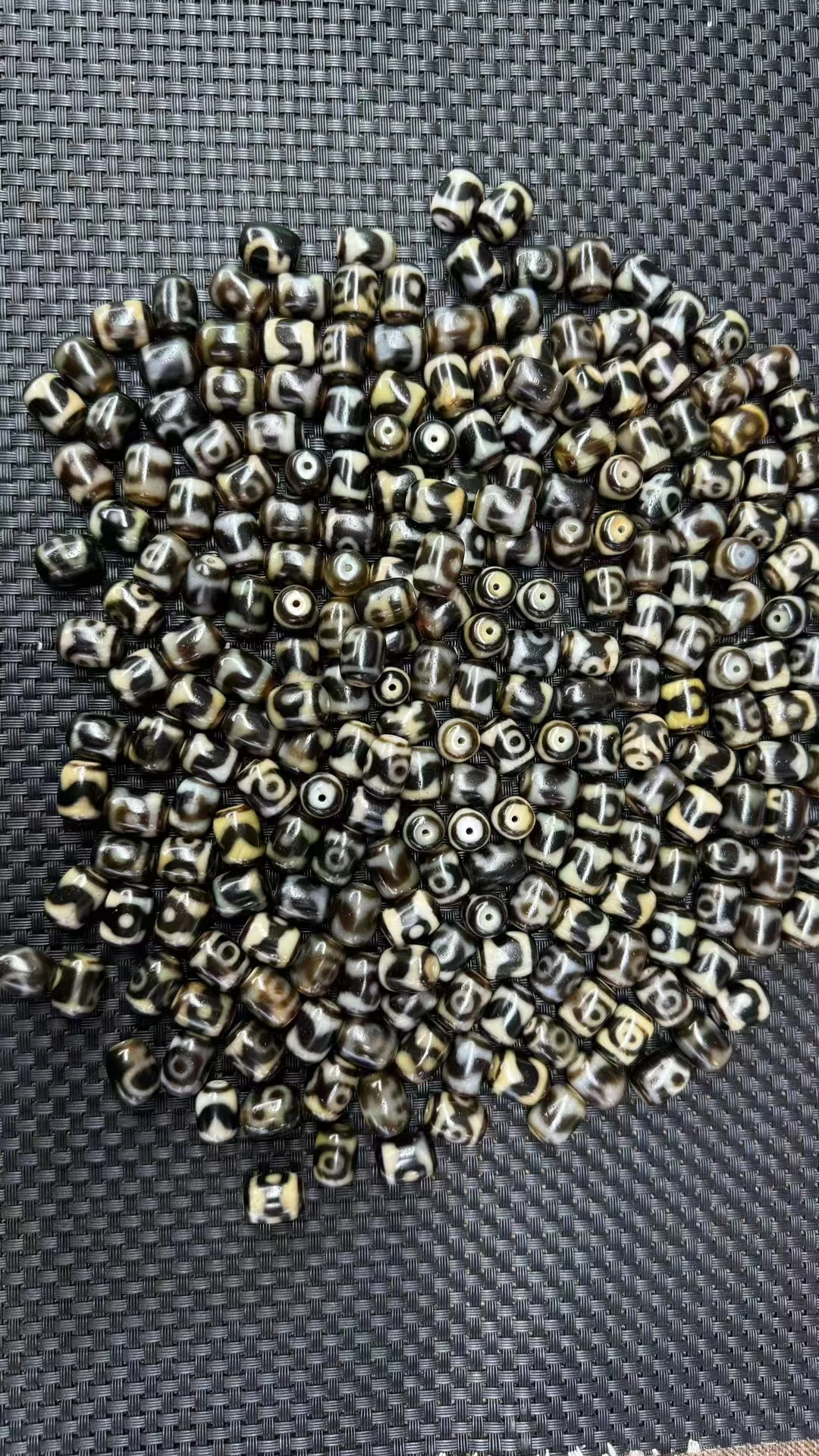 

100 pcs/lot old material Xizang Tianzhu Dzi Beads old 12*16mm Taiwan process wholesale price free shipping