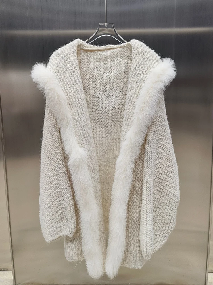 春秋暖かいセーターキツネの毛皮のフード付きカーディガン女性女性無地 Jackrt Femeale 高級コート