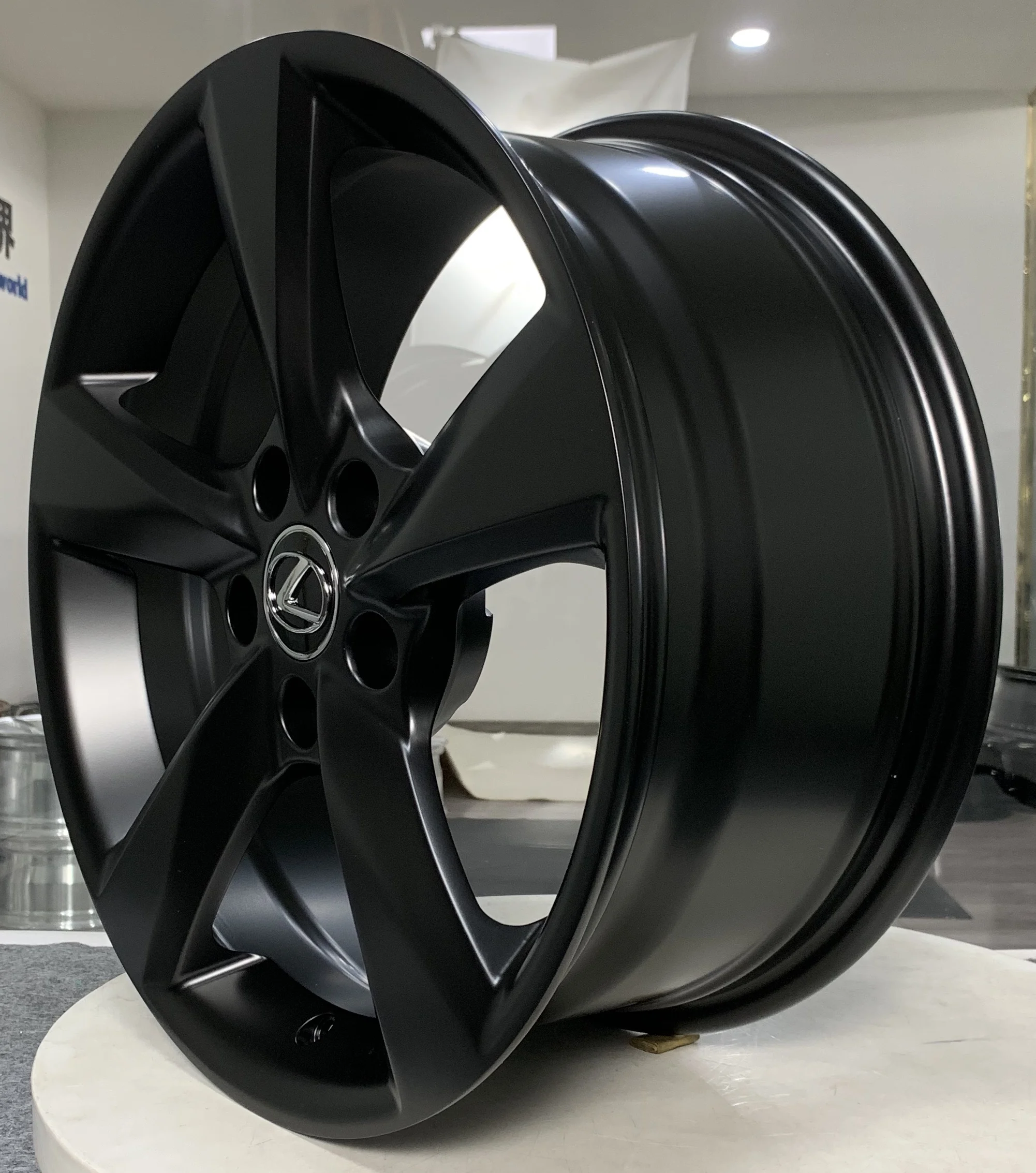 Superior Quality 17 Inch Custom Car Accessories Polished Alloy Aluminum Passenger Car Wheels with Spokes Design Widely Used