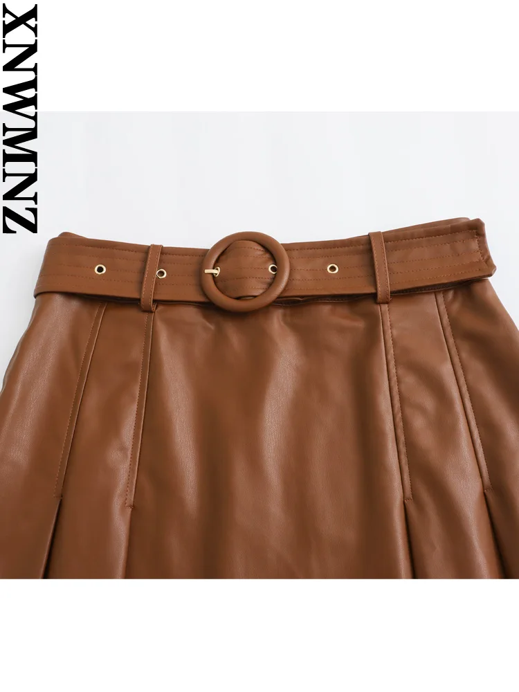 XNWMNZ-Mini saia de couro plissado feminino falso PU, cinto de cintura alta, saia feminina versátil, moda, outono, inverno, 2023