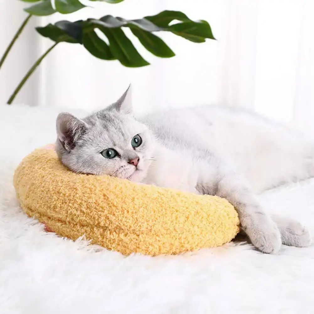 Dog Pillow Cat Pillow Soft Fluffy Cat Neck Pillow for Joint Relief U-shaped Pet for Sleep Support Comfort Donut Cuddler for Cats