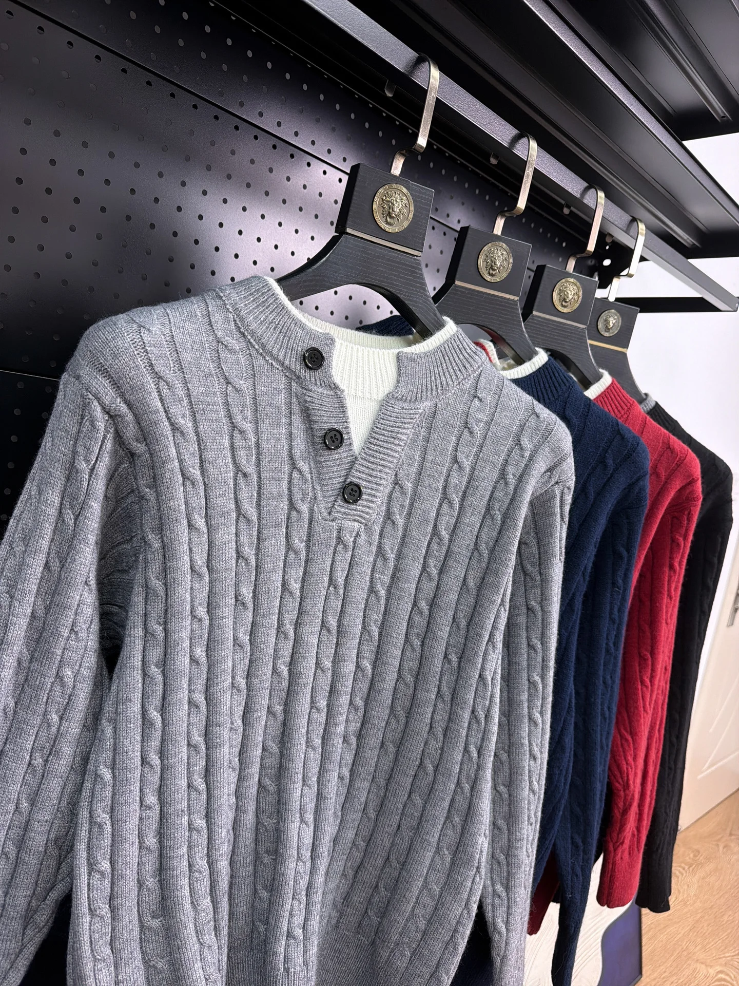 Retro Knitted Sweater Men's Soft Pure Color Autumn Fashion City Style Long Sleeve round Neck Pullover Comfortable Skin-friendly