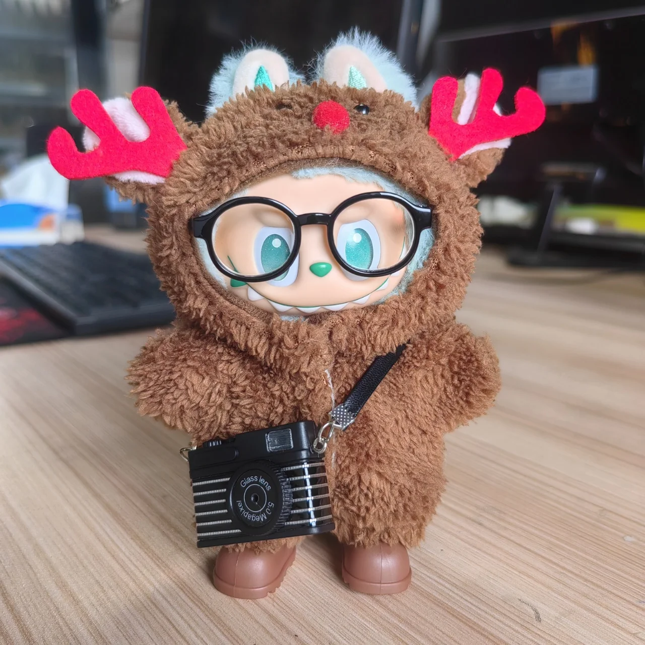 ملابس دمية قطيفة صغيرة إكسسوارات الزي لكوريا Kpop Exo Labubu Idol V1 V2 سترة عيد الميلاد قبعة كيب بدلة الملابس هدية