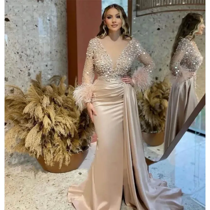 

Customized Luxury Evening Dresses O-Neck Feathers Beads Long Sleeves Trumpet Mermaid Satin Arabic Women Party Evening Gowns 2025