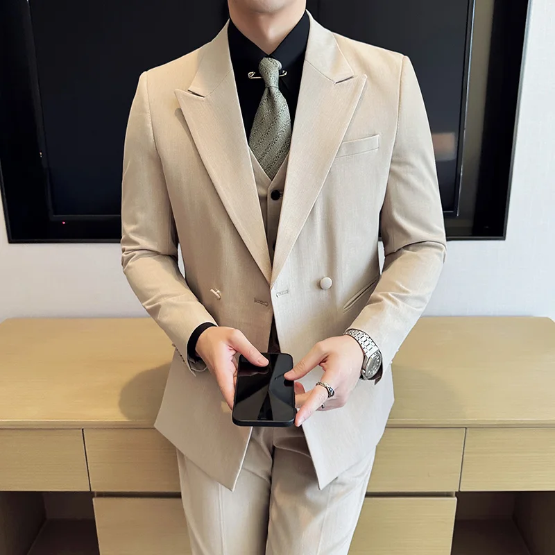 بدلة جاهزة على الطراز الكوري عالية الجودة بتصميم عصري وعصري، طقم بدلة مزدوجة الصدر مكون من ثلاث قطع