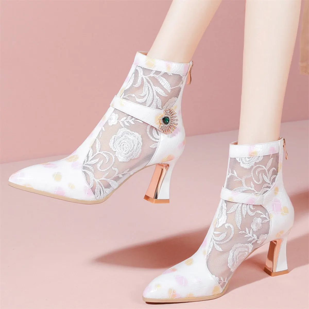 

Rhinestones Wedding Flowers Shoes Women Breathable Lace High Heel Pumps Female Summer Pointed Toe Gladiator Sandals Casual Shoes