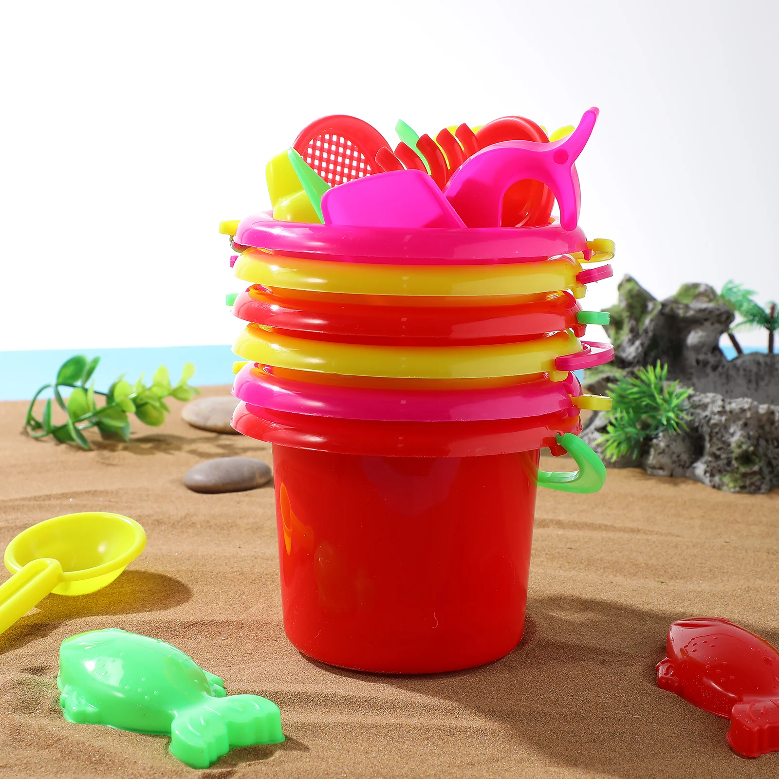1 set di giocattoli per secchielli da spiaggia: set di secchielli per sabbia per bambini con pala per giochi all'aperto Secchi da spiaggia in plastica resistente per giochi da giardino per bambini