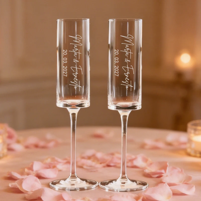 2pcs Personalized Champagne Flutes Wedding Champagne Glasses Newlyweds Gift, Engaged Gift, Gift for the Couple