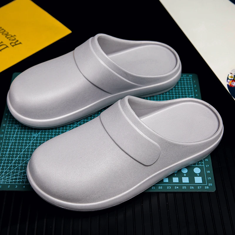 

Men Waterproof Chef Shoes Non-slip Oil-proof Men Women Kitchen Shoes Operating Room Slippers Summer Spring Autumn Outdoor Clogs