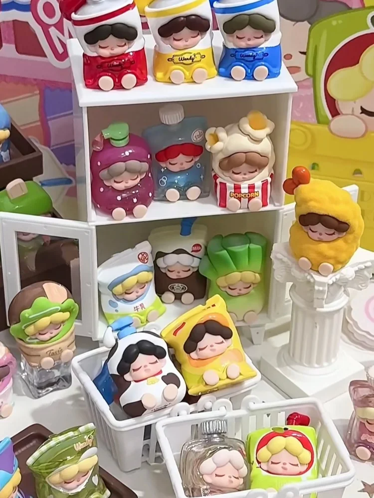 

Authentic Wendy 4.0 One Day Manager Series Blind Box Mini Figures Trendy Pop Bean Toy for Office Desktop Decorations Cute Gift