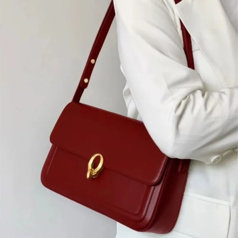 

Retro Red Lock Handbag Women Square Stitch Leather Large Capacity Shoulder Bag Ladies Elegant Luxury Design Underarm Bag 2025