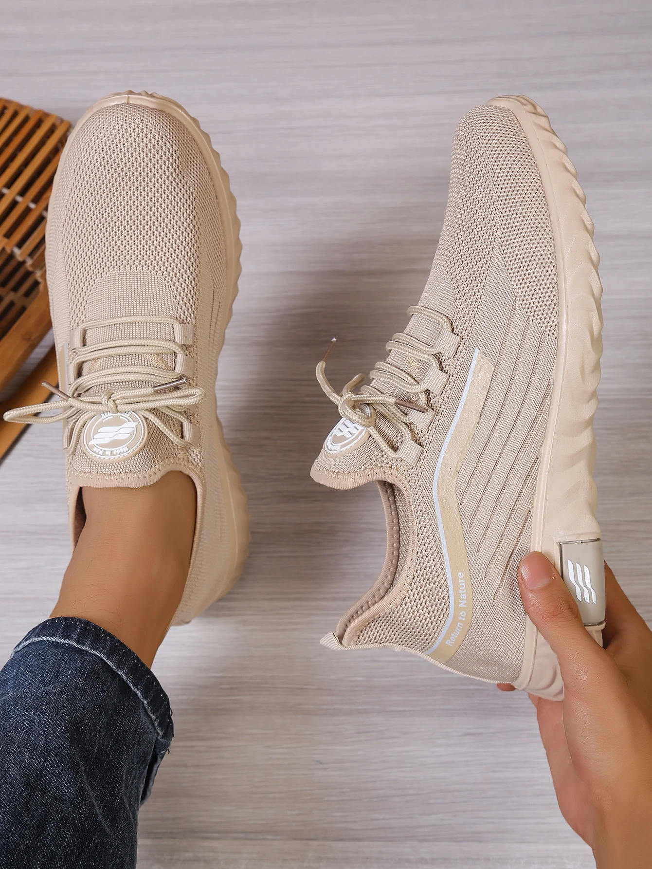 Herren Casual Strick-Schnürsneaker, Atmungsaktives Mesh-Obermaterial Sportschuhe, Ganzjährig Leichte Fußbekleidung – Detail 6