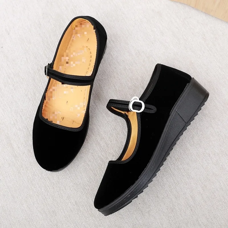 Beijing Ladies Thick Heel Cloth Shoes Classic Black Workwear Shoes for Office And Hotel Work Traditional Chinese Flat Footwear