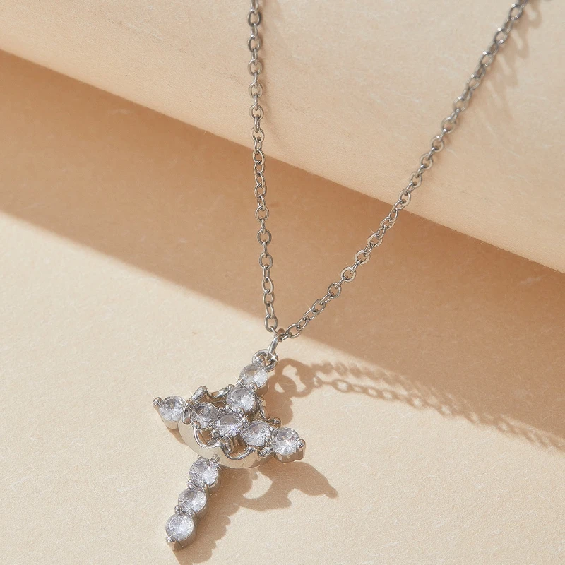 Europe and The United States Fashion Cross Geometric Pendant Necklace, Women's Exquisite Shining Wedding Banquet Jewelry Gifts image 4