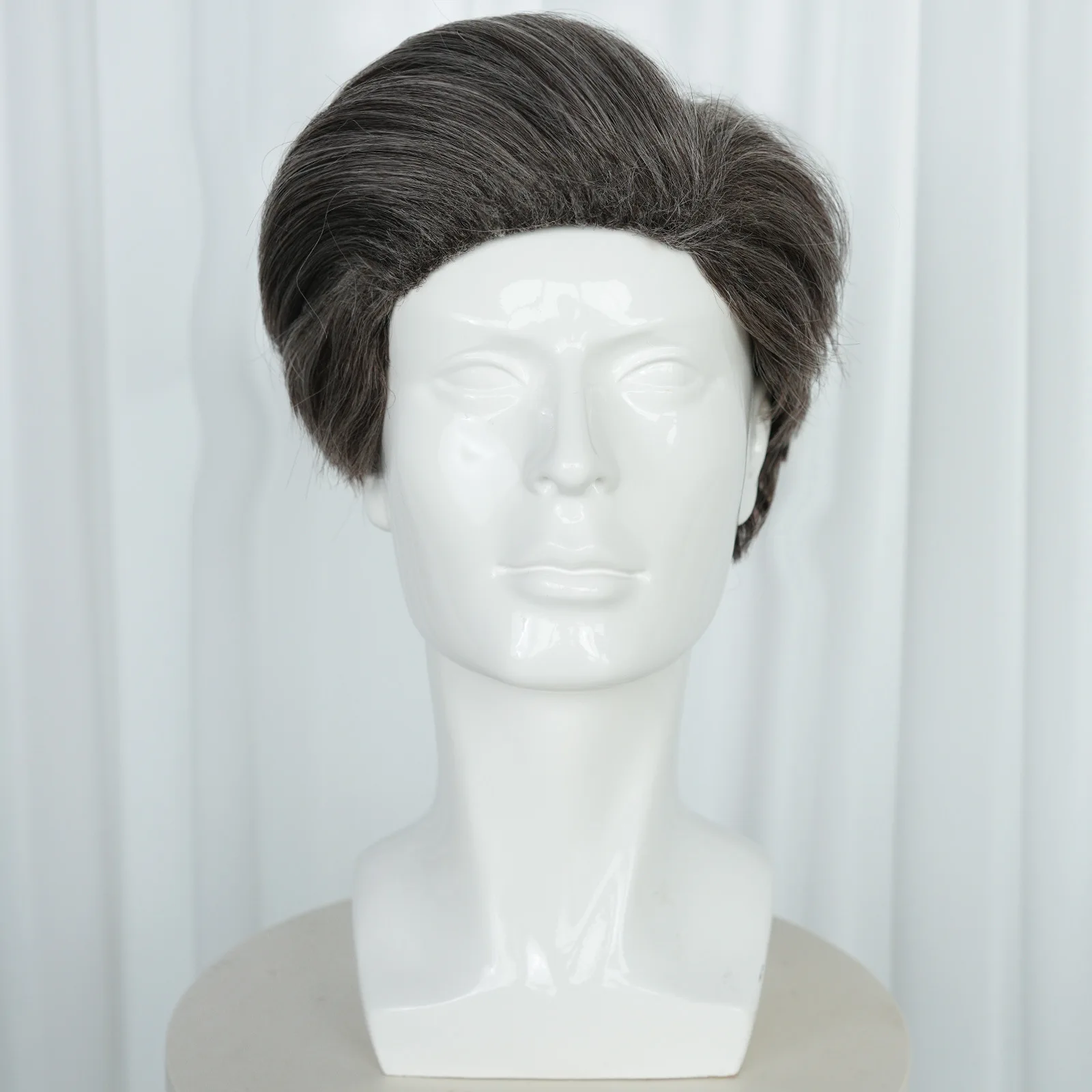 Peruka do cosplay inspirowana Doktorem Zmarnieniem |   Peruka męska w stylu Avengers, szaro-czarna, krótka, z grzywką zasuniętą do tyłu. |   Syntetyczna peruka do kostiumu