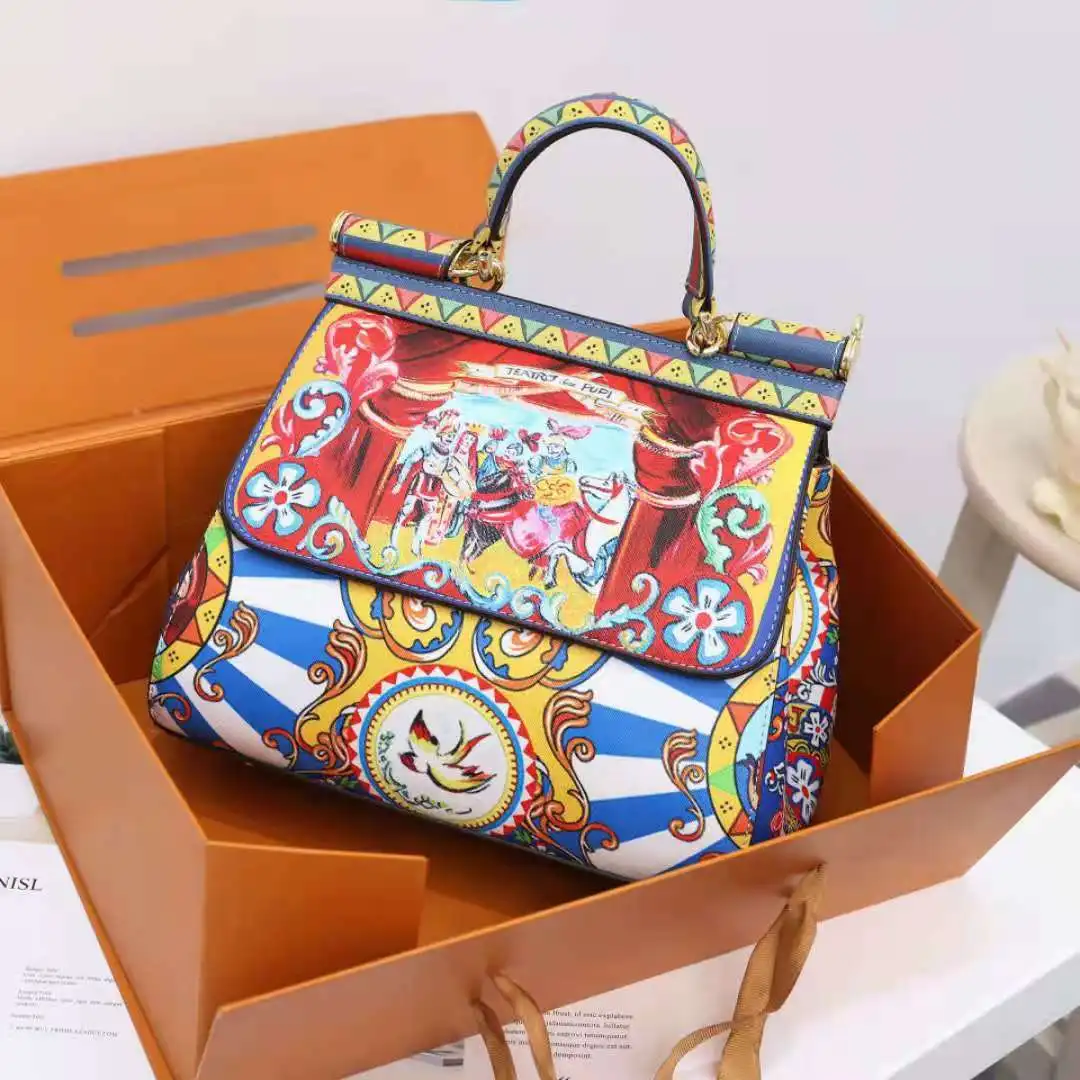 

2024 Classic Women Frame Handbag Europe and America Printing Shoulder Messenger Totes Ladies Bags Bolsa Feminina Art Print