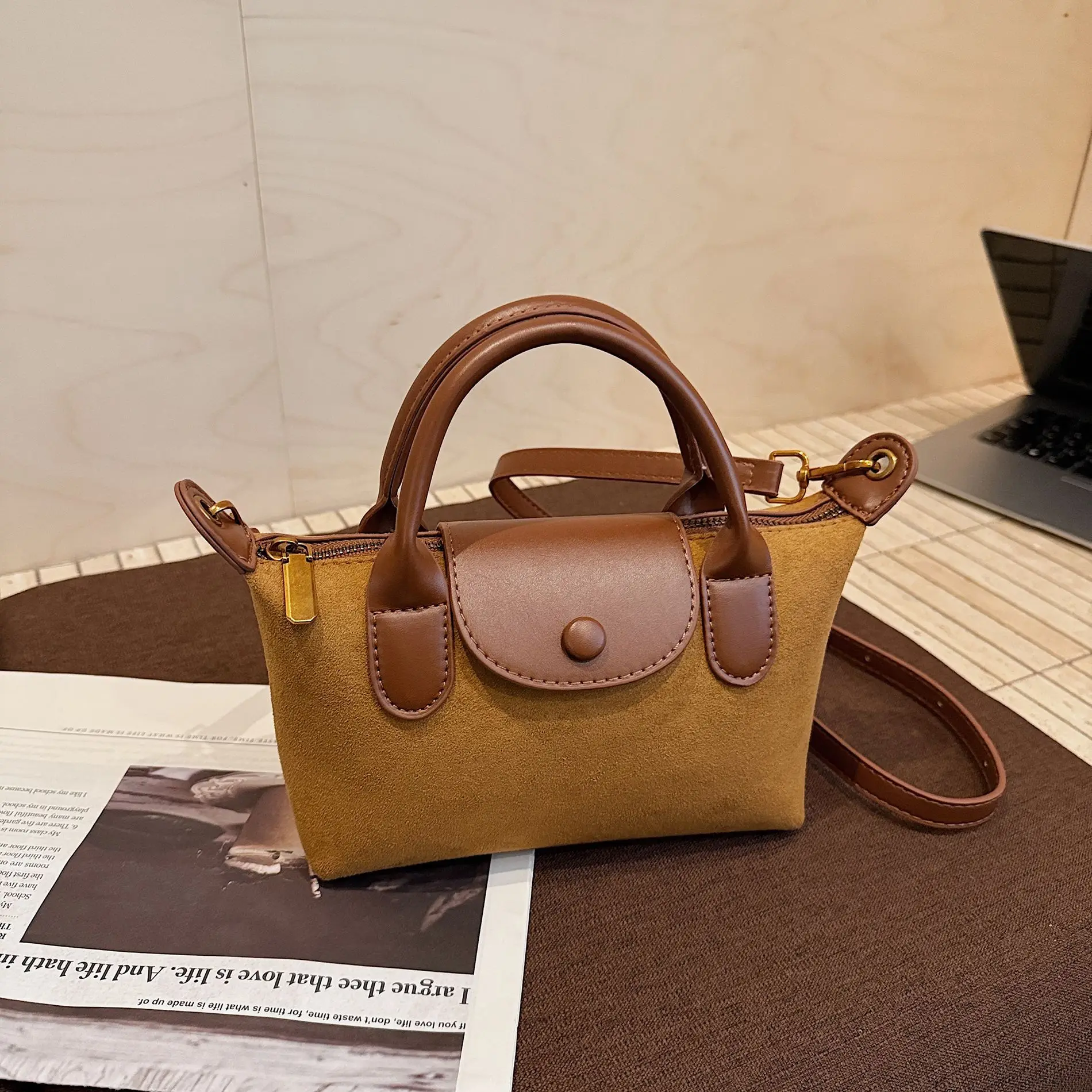 

New Dumpling Bag Retro Niche Shoulder Messenger Bag Fashion High Sense Commuter Bag Handbag Women