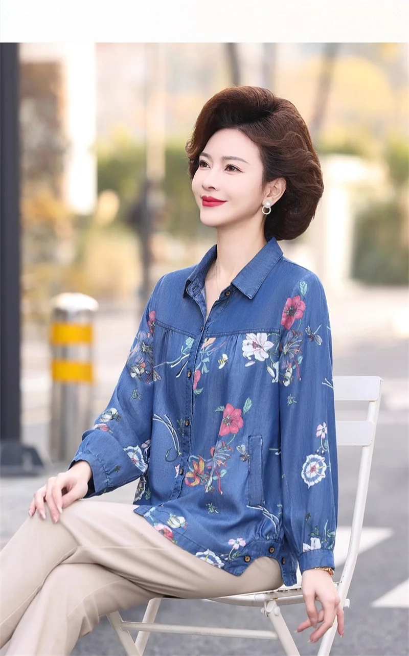 سترة قميص مطبوع من القطن الدنيم الربيعي 2025 منتج جديد للنساء في منتصف العمر وكبار السن، سترة بأكمام طويلة للربيع والخريف