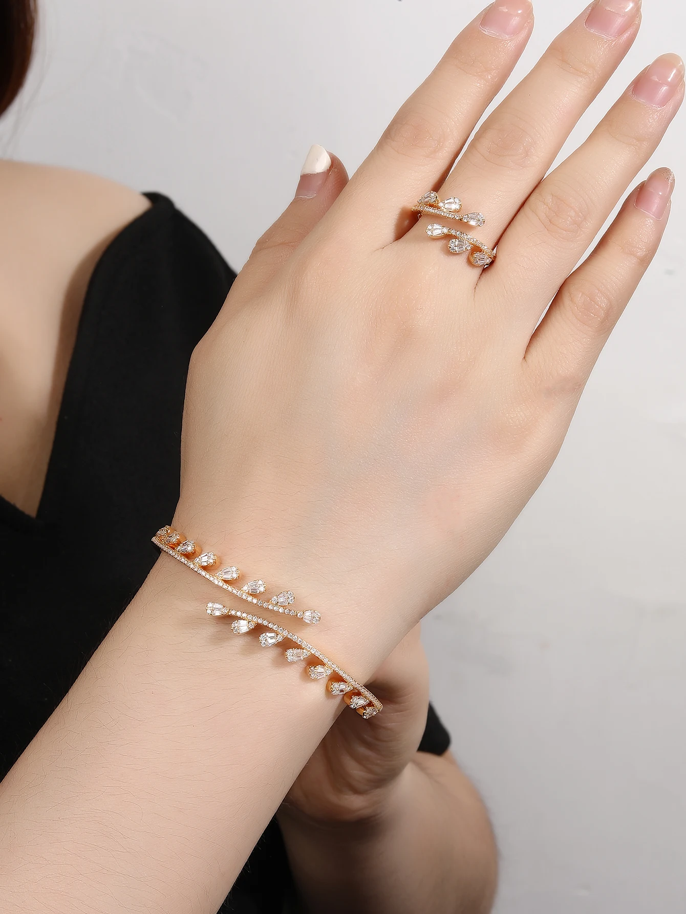 Fashion bracelet ring set