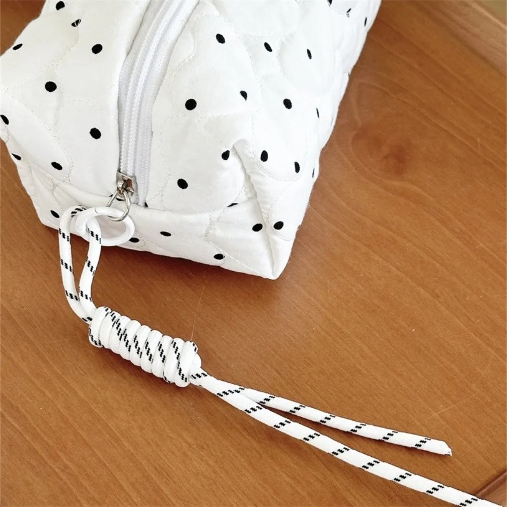 Simple Quilted Polka Dot Makeup Bag Large Capacity Portable Cosmetic Pouch Ultralight Travel Lipstick Bag