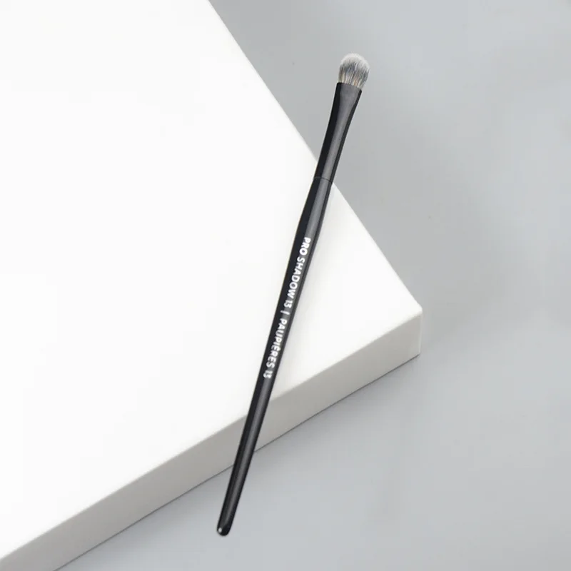 Pinceau de maquillage noir pour fard à barrage, brosse pour fard à barrage, plat, légèrement conique, mélange cosmétique, SEP #13
