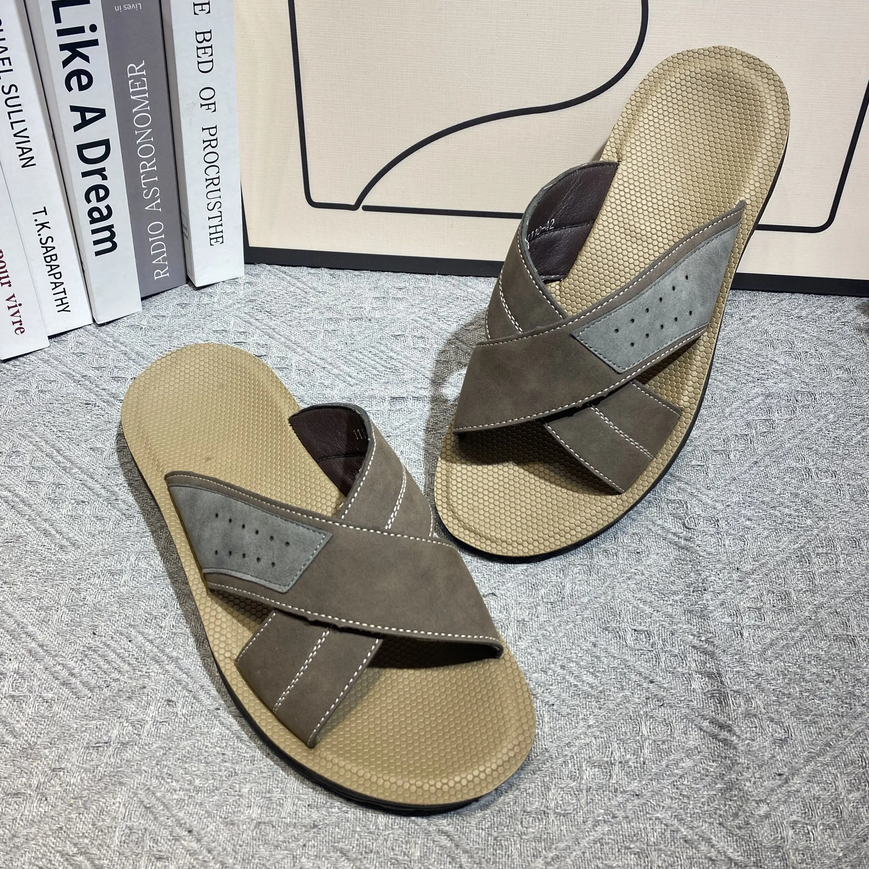 Nieuwe Zomer Heren Sandalen Slippers Mannelijke Flops Hotel Fashion Casual Hoge Kwaliteit Sandalias Playa Hombre Pantoufle Homme Cuir