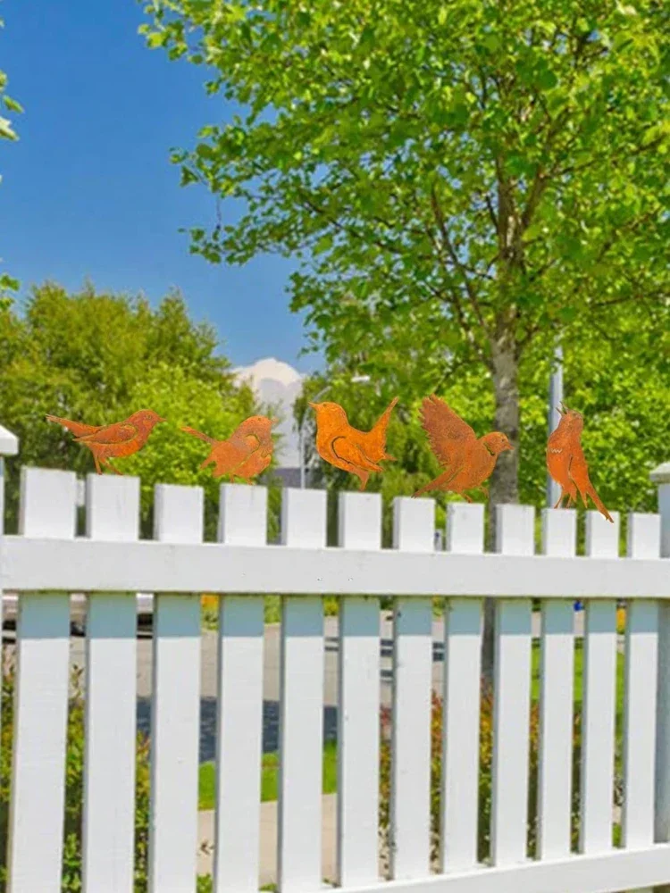 Charmante roestige vogelsilhouet metalen tuinkunst - rustieke buitenterrasdecoratie voor tuinornamenten - afbeelding 2