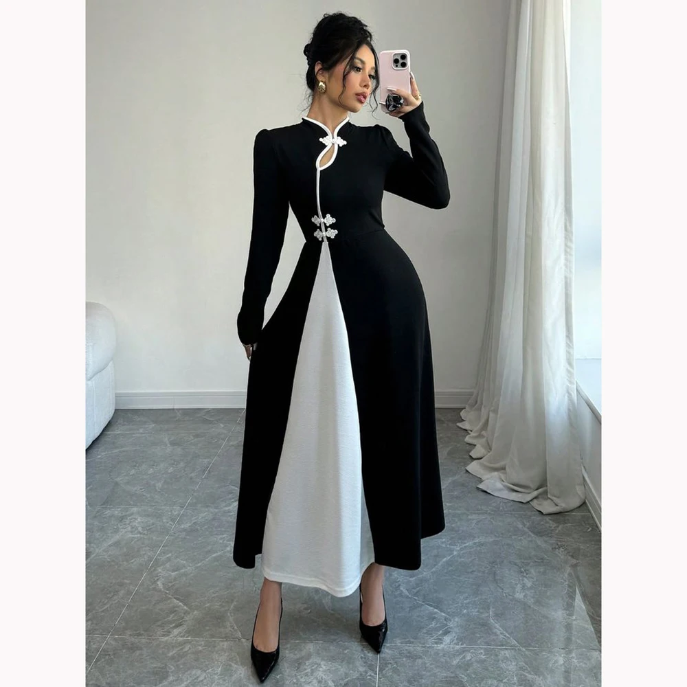 Elegant Women Dress Retro Bubble Sleeve Patchwork Buttoned Maxi Gown Cut-out Evening Dress with Subtle Chinese-inspired Details
