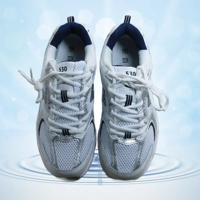 

Fashionable neutral sports shoes with diverse designs, soft and comfortable soles, and heat-resistant mesh design