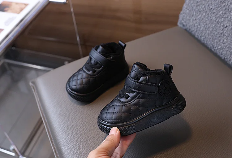 2026 Herbst Winter Kinderstiefel Warme Plüsch-Stiefel für Jungen und Mädchen Modische Kinder-Freizeitschuhe Jungen- und Mädchenstiefel für Kinder – Detail 6