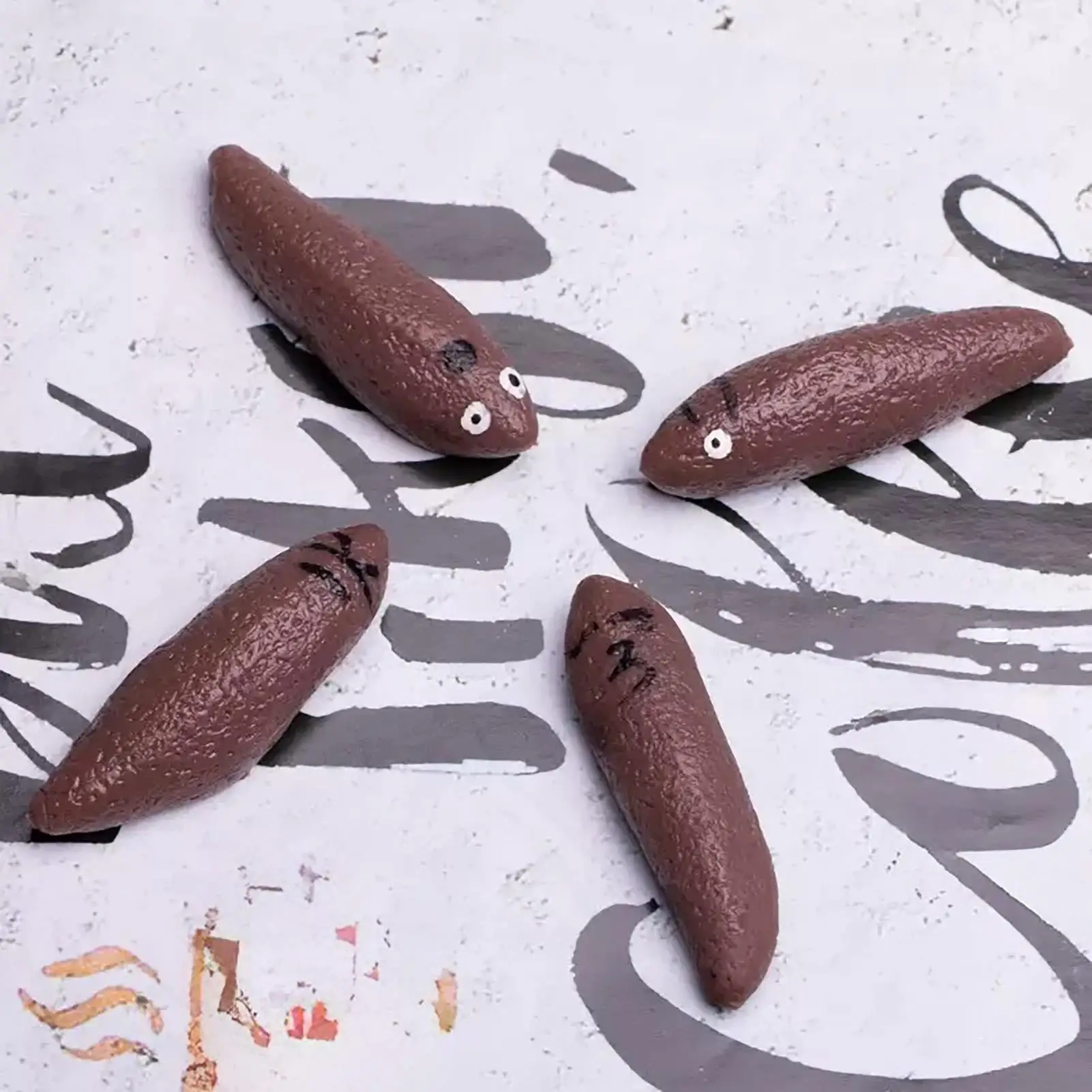 Zabawka-żart kupa, kreatywny gadżet do żartów, zabawka-żart emocja kupa, zabawka antystresowa, gadżet-żart na upominki na przyjęcia, prezenty świąteczne, żart na 1 kwietnia