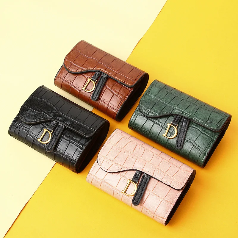 Hot Sale Luxury Crocodile Pattern Women Card Holder Multi-Slot ID Wallet Small Designer D-Buckle Card Case Elegant Short Purse
