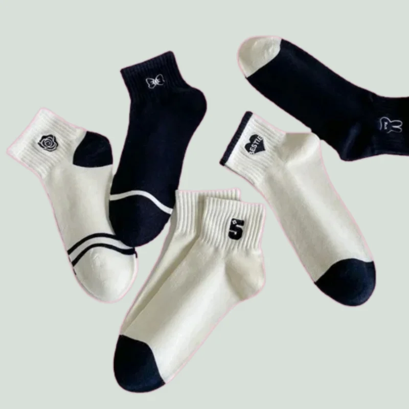 5/10 Pairs Black And White Japanese Style Embroidered White High Quality College Style Socks Spring And Summer Women's Socks