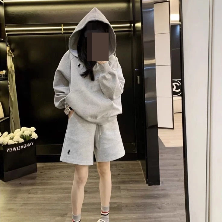 Fat casual sports hoodie set for women's early spring new hooded top and shorts two-piece set women 2 pieces