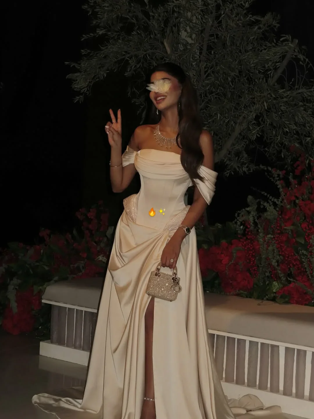 

Aenyrst Customized Evening Dresses Woman Elegant Floor-Length Formal Draped White Occasion Dresses 2025فساتين سهرة