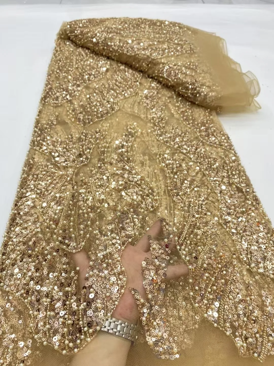 

2025 новейшее высокое качество в африканском нигерийском стиле с тюлем, кружевная ткань, гипюровая вышивка, платья с блестками, 5 ярдов DP0403