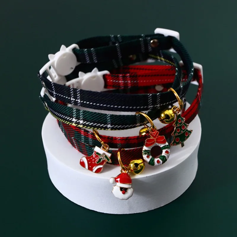 Pet Cat Collar Cute Plaid Christmas Red Green Adjustable Dog Collar Puppy Kitten Neck Strap with Pendant  For Cat Pets Necklace