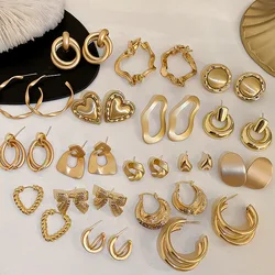 HUAMI 925 Silver Needle Metal Earrings High-end Light Luxury Simple Plain Hoop Earrings Niche Earrings Wholesale Jewelry Famale